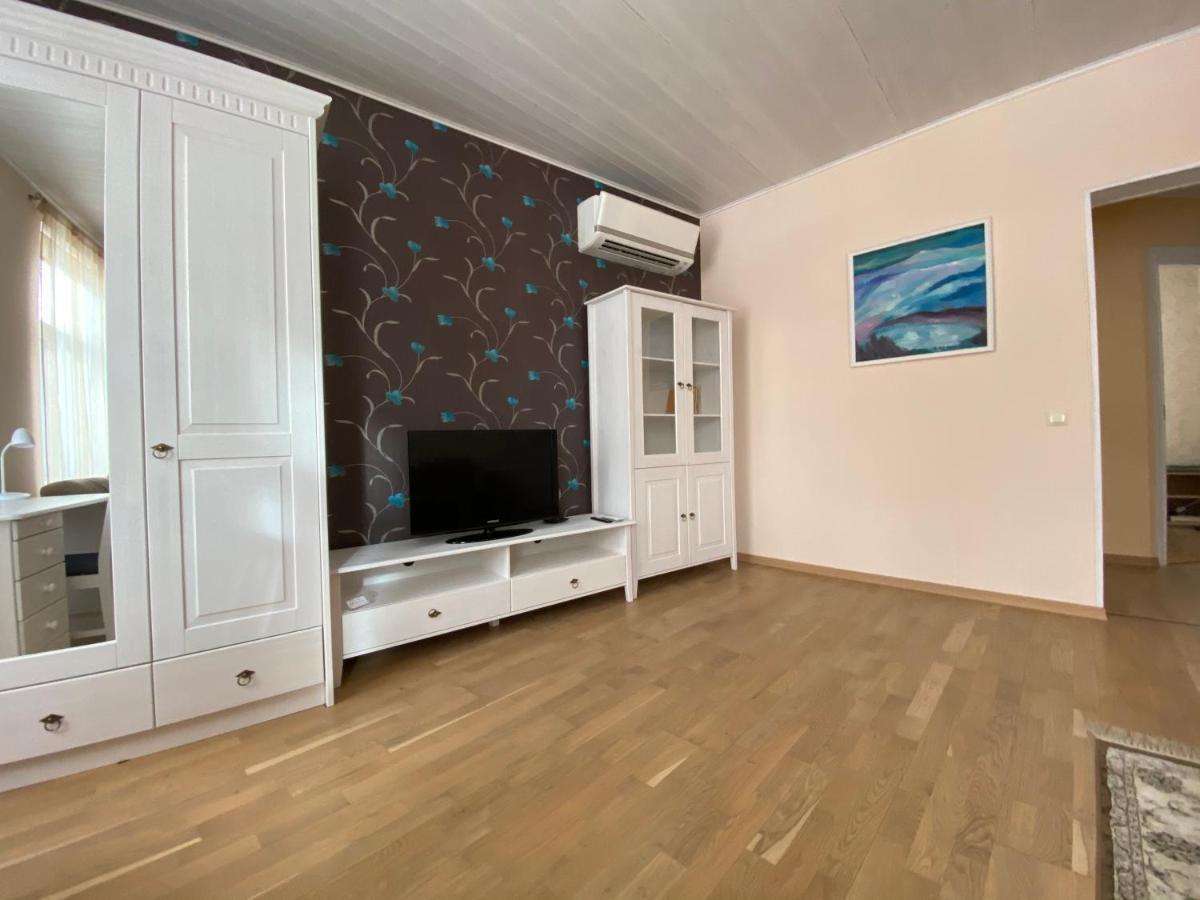 Posti Guest Apartment Haapsalu Exterior photo